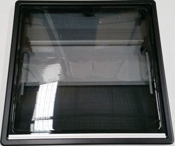 FINCH WINDOW 900X900