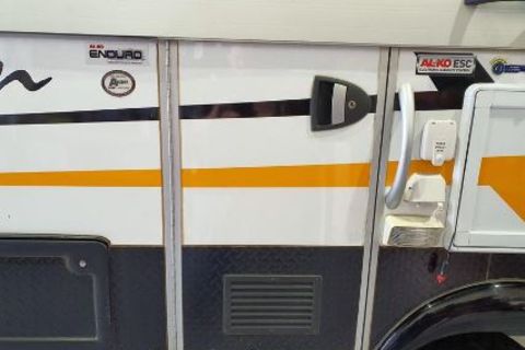 Bottom Door Hinge - Camper