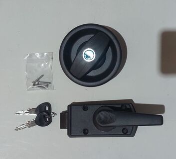 Entry Door Lock For A GOLF