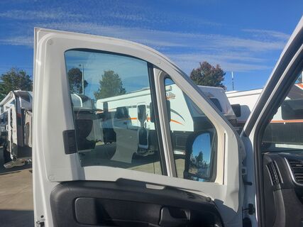 Motorhome Cab Left Blind Series 8