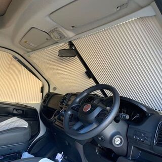 Front Blind Series 8